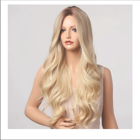 🆕️ Natural Looking Silk Fully Heat Resistant  Wig - Picture 6 of 6